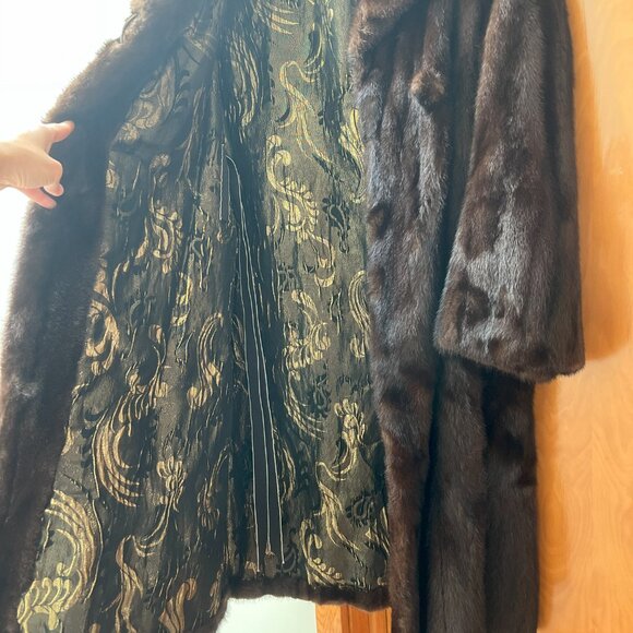 ✨ Vintage 1960s MCM Genuine Mink Fur Coat – Handcrafted in NYC ✨ - Picture 9 of 14